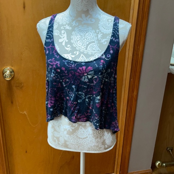 Urban Outfitters Tops - UO ecote split back tank. Size L